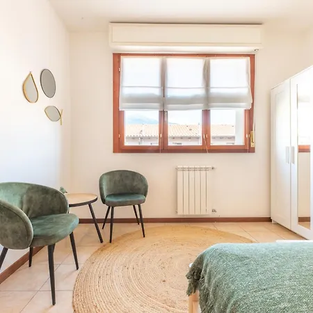 Apartment House Acquaseria