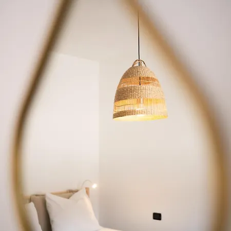 House * Acquaseria